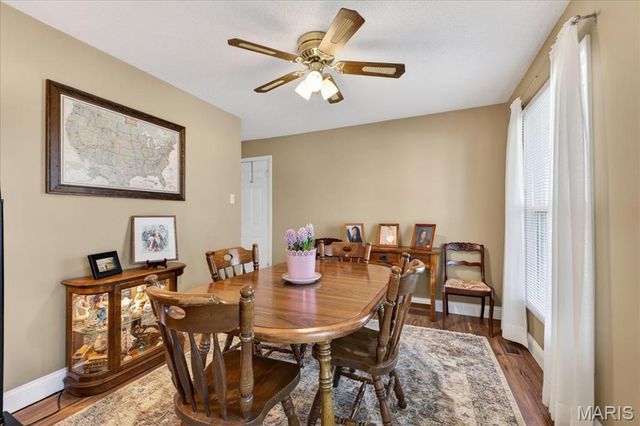 26 Grant Drive, St Peters, MO 63376