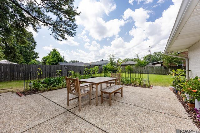 810 Whitehead Blvd, Port Allen, LA 70767