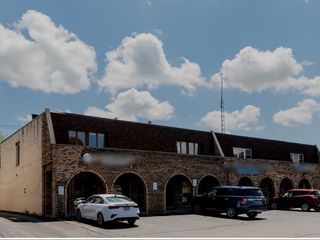 541 N Lake Street 541, Mundelein, IL 60060