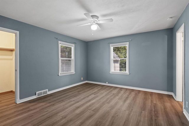 300 E 15TH STREET, Kaukauna, WI 54130