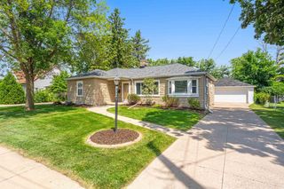 300 E 15TH STREET, Kaukauna, WI 54130