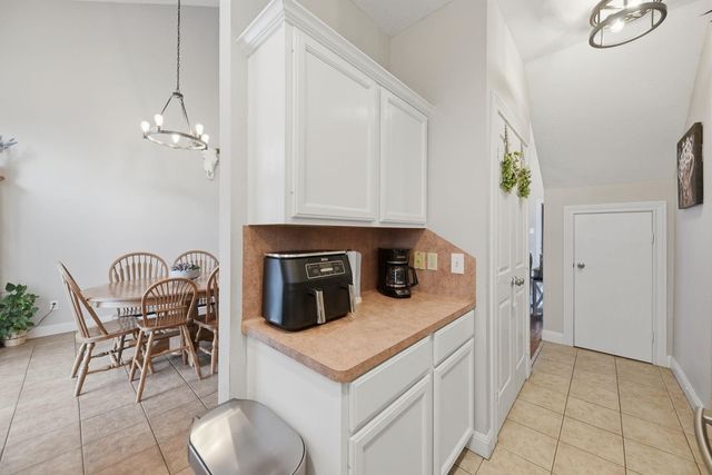 1200 Cheyenne Drive, Brenham, TX 77833