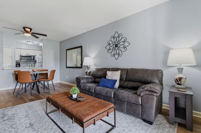 13151 Walden Road, Unit 127, Montgomery, TX 77356