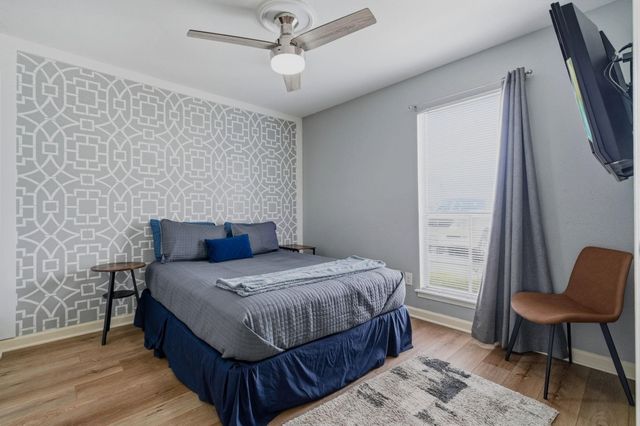 13151 Walden Road, Unit 127, Montgomery, TX 77356