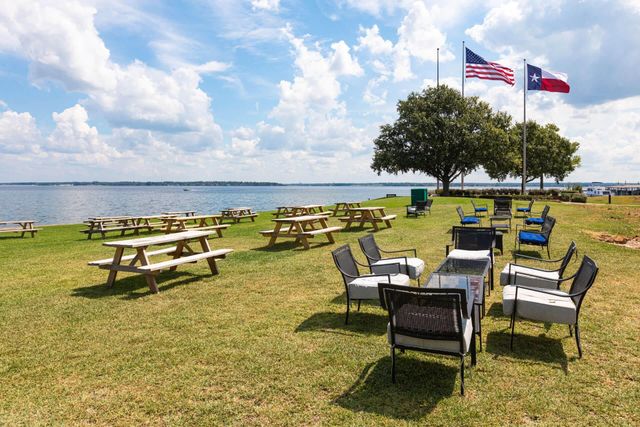 13151 Walden Road, Unit 127, Montgomery, TX 77356