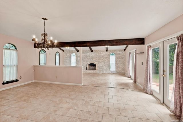 435 McNeel Rd, San Antonio, TX 78228