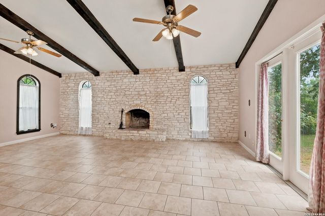435 McNeel Rd, San Antonio, TX 78228