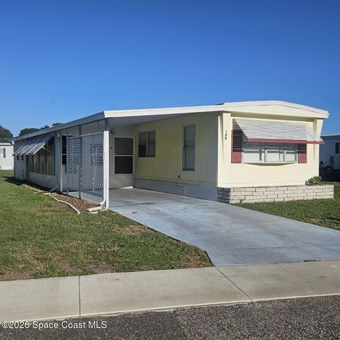 128 Mystic Boulevard NE, Palm Bay, FL 32907