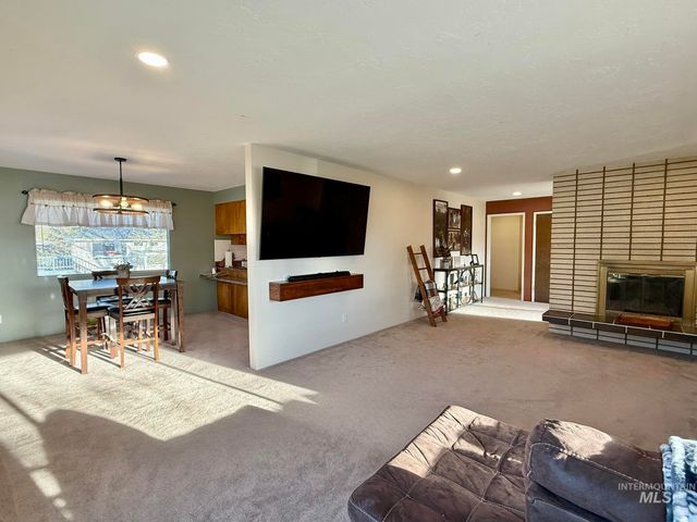 2305 5th Street, Lewiston, ID 83501