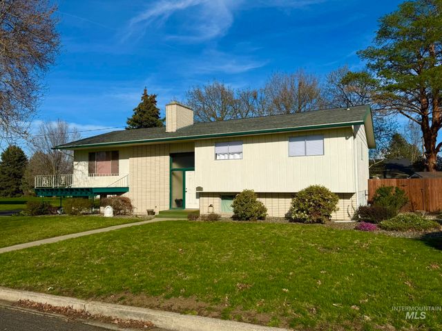 2305 5th Street, Lewiston, ID 83501
