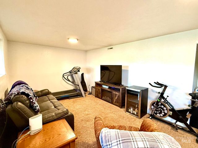 2305 5th Street, Lewiston, ID 83501