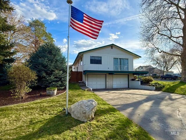 2305 5th Street, Lewiston, ID 83501