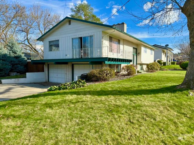 2305 5th Street, Lewiston, ID 83501