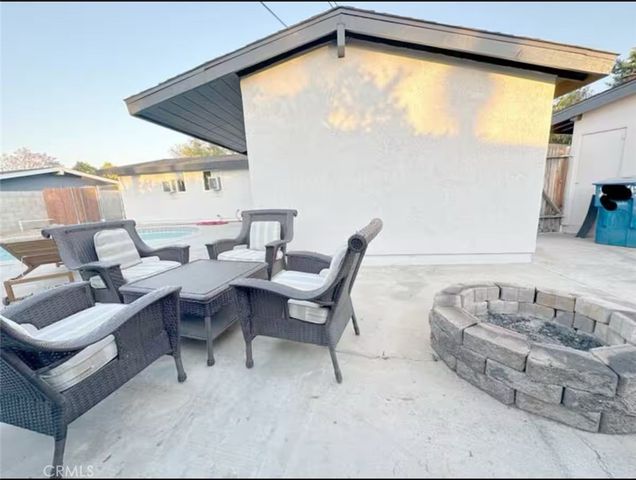 8845 Mentone, Riverside, CA 92503