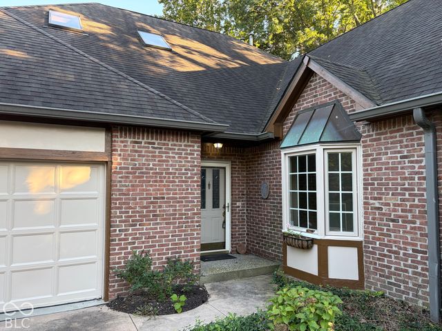 2065 Oldfields Circle South Drive, Indianapolis, IN 46228