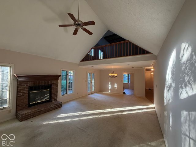 2065 Oldfields Circle South Drive, Indianapolis, IN 46228
