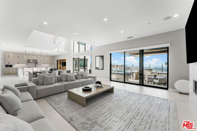 11730 N Primrose Court, Porter Ranch (los Angeles), CA 91326