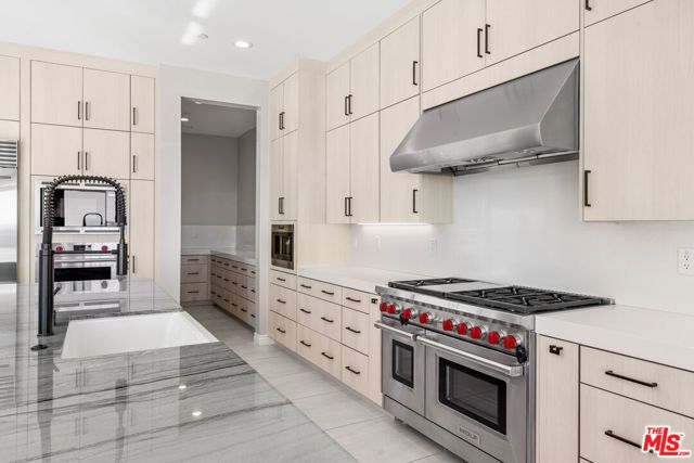 11730 N Primrose Court, Porter Ranch (los Angeles), CA 91326