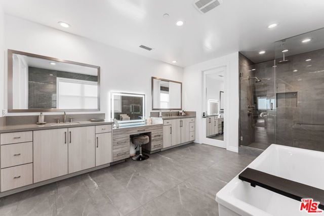 11730 N Primrose Court, Porter Ranch (los Angeles), CA 91326