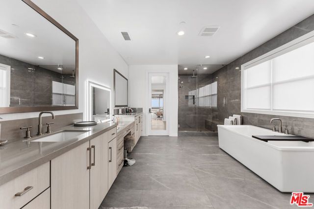 11730 N Primrose Court, Porter Ranch (los Angeles), CA 91326