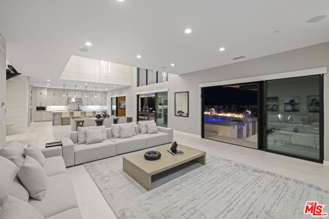 11730 N Primrose Court, Porter Ranch (los Angeles), CA 91326