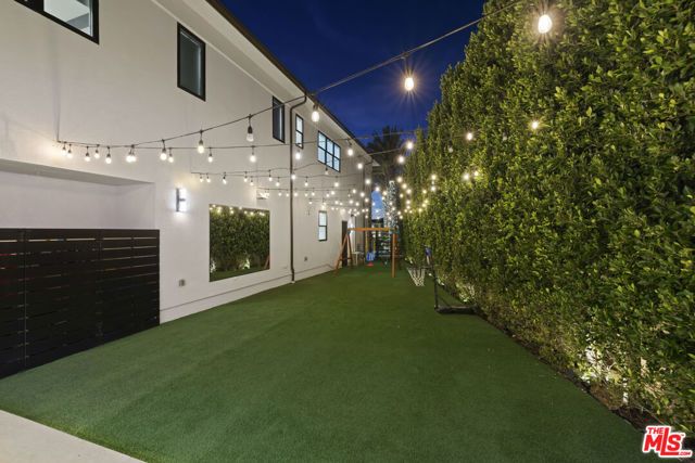 11730 N Primrose Court, Porter Ranch (los Angeles), CA 91326