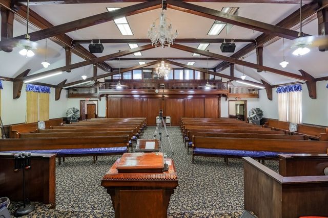 829 Main St, Worcester, MA 01610