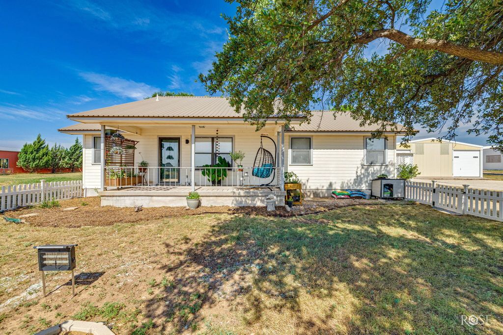 Image 1 of property listing at 8325 Ducote Air Park Road, San Angelo, TX 76904