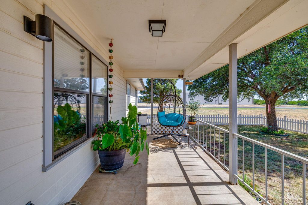 Image 2 of property listing at 8325 Ducote Air Park Road, San Angelo, TX 76904