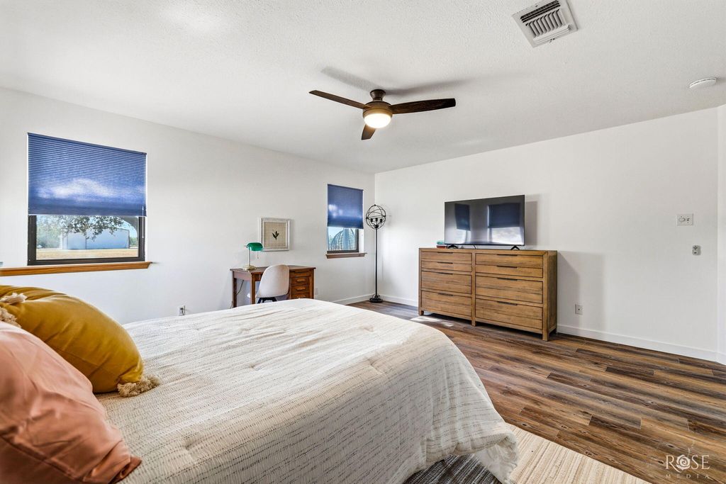 Image 22 of property listing at 8325 Ducote Air Park Road, San Angelo, TX 76904