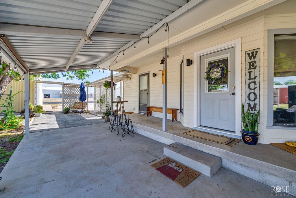 Image 31 of property listing at 8325 Ducote Air Park Road, San Angelo, TX 76904