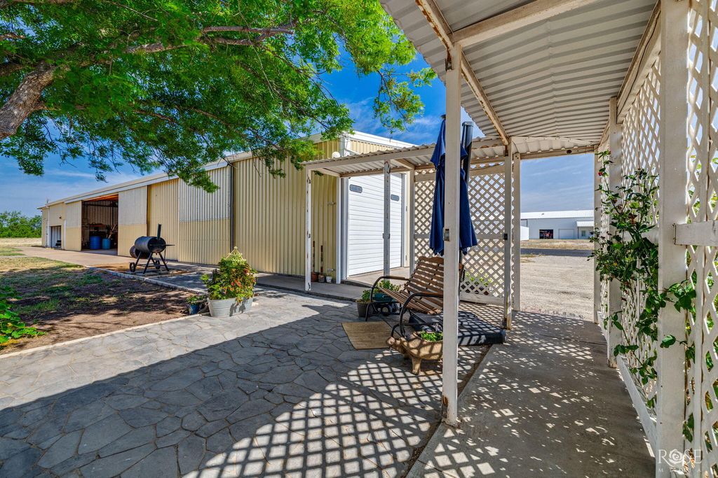 Image 34 of property listing at 8325 Ducote Air Park Road, San Angelo, TX 76904
