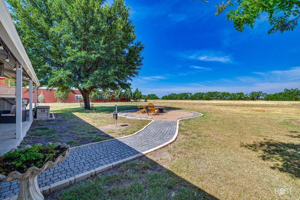 Image 35 of property listing at 8325 Ducote Air Park Road, San Angelo, TX 76904