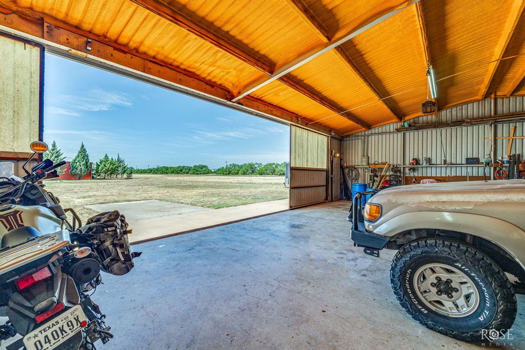 Image 42 of property listing at 8325 Ducote Air Park Road, San Angelo, TX 76904
