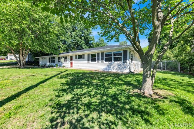 25 Anthony Court, Arnold, MO 63010