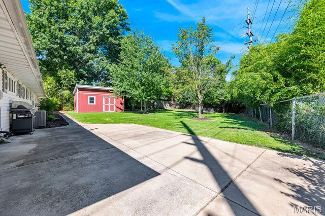 25 Anthony Court, Arnold, MO 63010