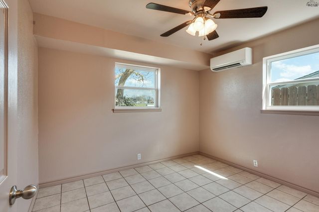 1614 CENTRAL FREEWAY, Wichita Falls, TX 76306