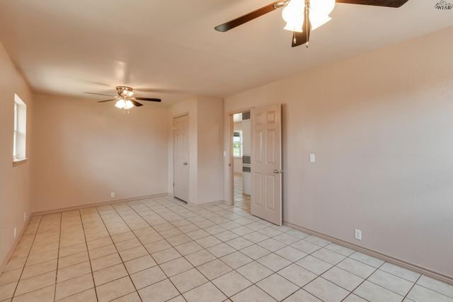 1614 CENTRAL FREEWAY, Wichita Falls, TX 76306