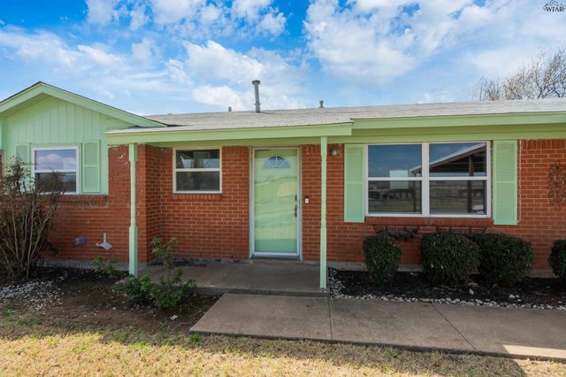 1614 CENTRAL FREEWAY, Wichita Falls, TX 76306