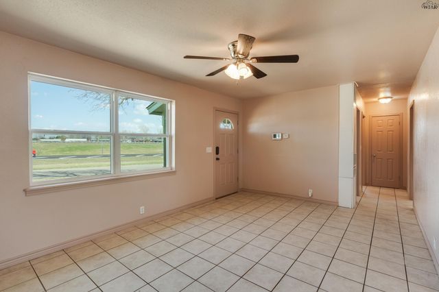 1614 CENTRAL FREEWAY, Wichita Falls, TX 76306