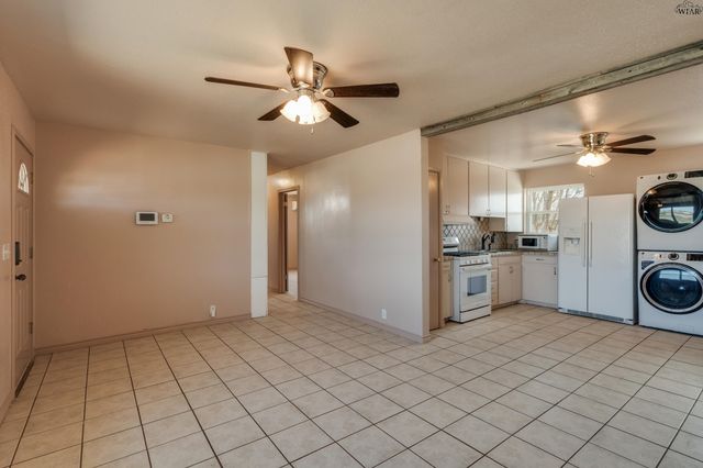 1614 CENTRAL FREEWAY, Wichita Falls, TX 76306