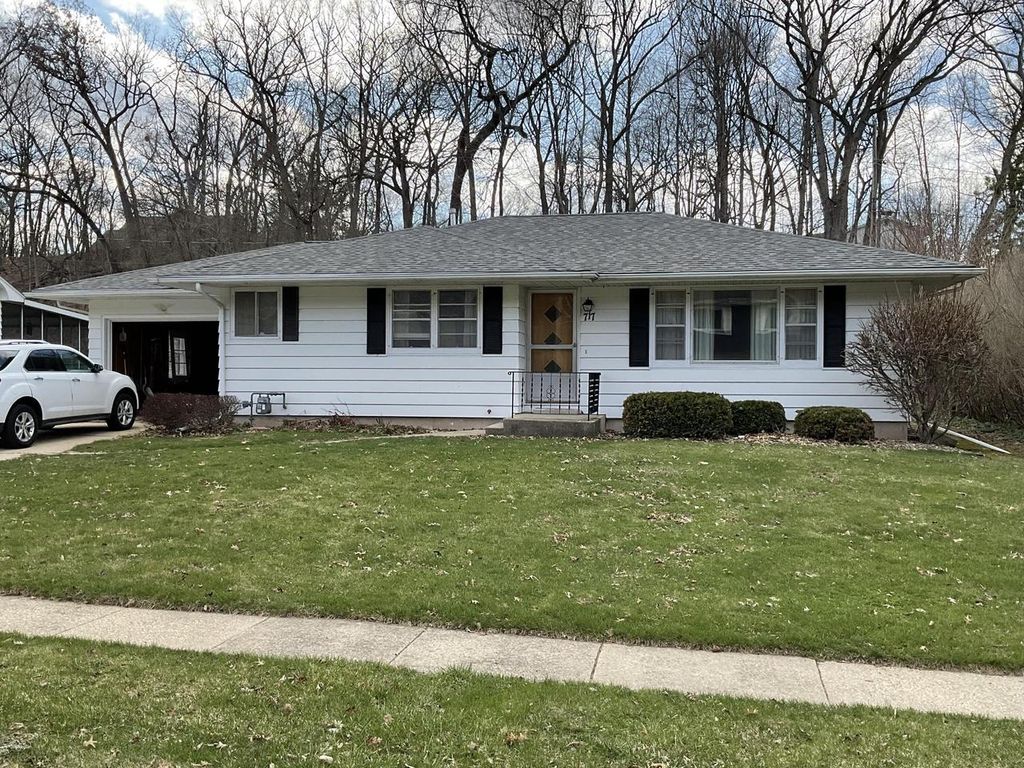 717 Cloute STREET, Fort Atkinson, WI 53538