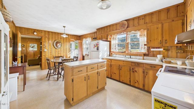 4549 U S 701 Highway S, Four Oaks, NC 27524