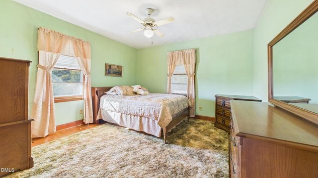 4549 U S 701 Highway S, Four Oaks, NC 27524