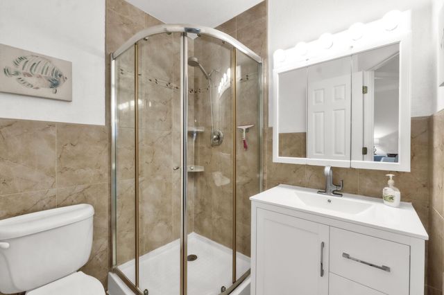 5141 W Oakland Park Boulevard 104, Lauderdale Lakes, FL 33313