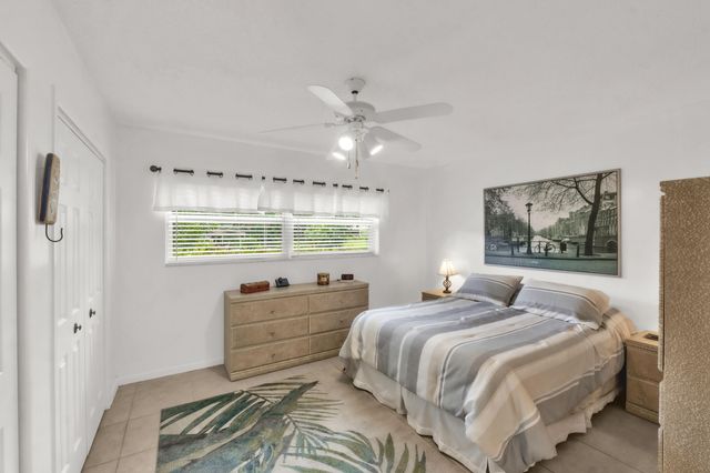 5141 W Oakland Park Boulevard 104, Lauderdale Lakes, FL 33313