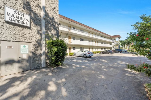 5141 W Oakland Park Boulevard 104, Lauderdale Lakes, FL 33313