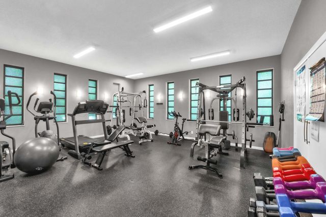 5141 W Oakland Park Boulevard 104, Lauderdale Lakes, FL 33313