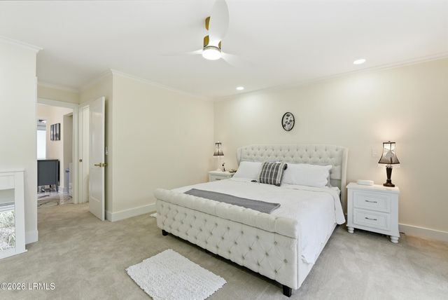 2 William Hilton Pkwy Apt 407, Hilton Head Island, SC 29926