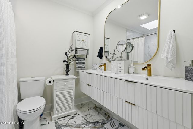 2 William Hilton Pkwy Apt 407, Hilton Head Island, SC 29926
